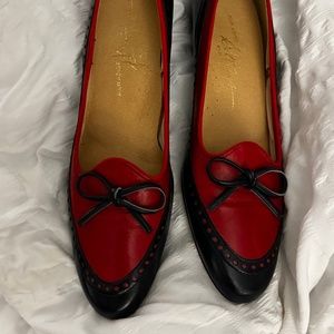 VINTAGE PARADISE KITTENS LOW HEELS-RED& BLUE- SIZE 7.5